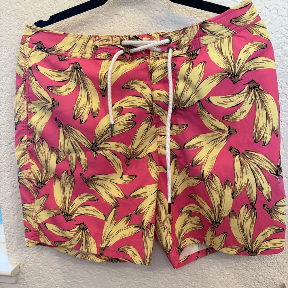 Abercrombie & Fitch Pink Banana Print Men’s Swim & Cargo Shorts Size 30